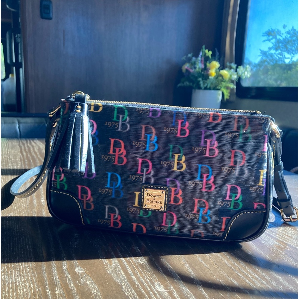 Purse Dooney & Bourke❣️